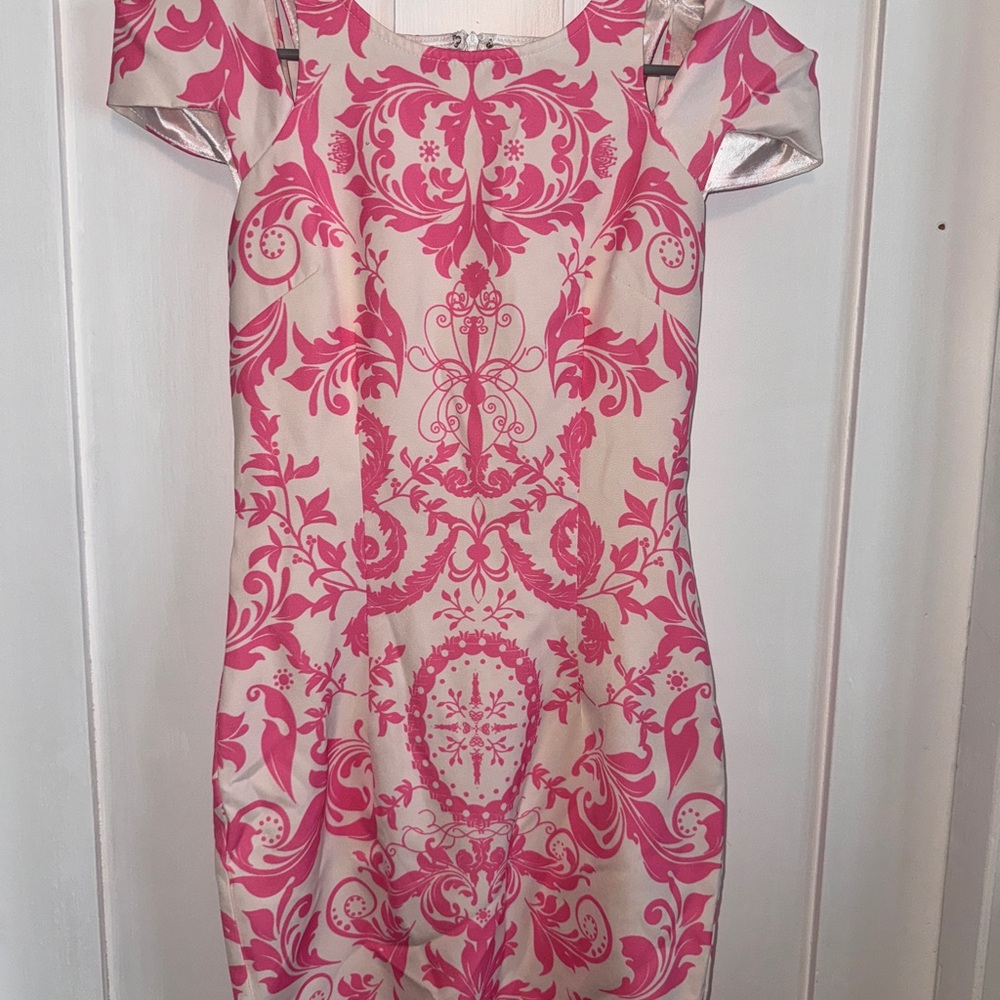 Elegant Pink Patterned Dress